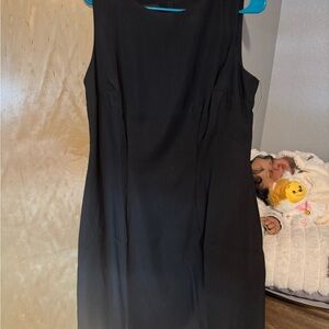 Classic Black Sleeveless Sheath Dress